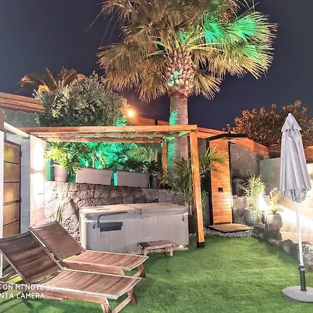 House 2 アパート ティアス