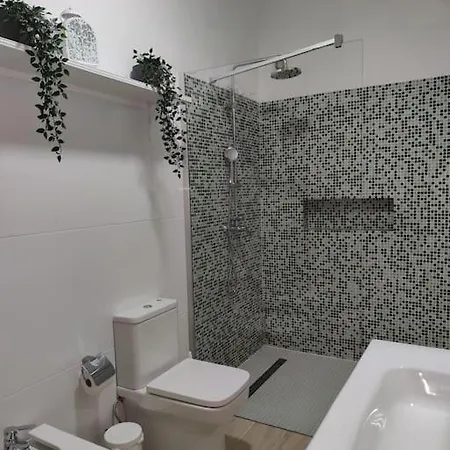 Apartment House 2 *